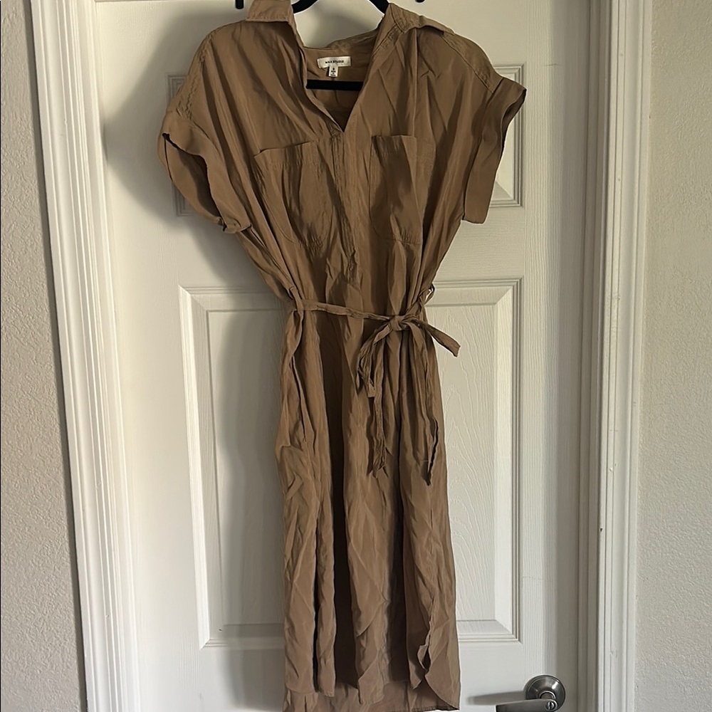 Max Studio tan dress